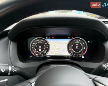 Сірий Ягуар XE, об'ємом двигуна 2 л та пробігом 42 тис. км за 29999 $, фото 9 на Automoto.ua