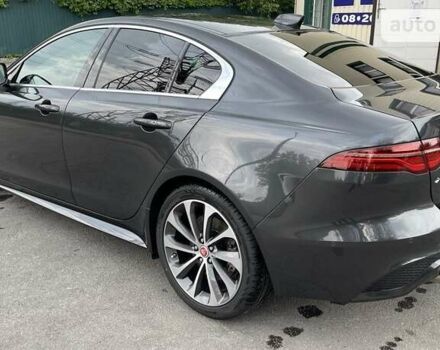 Сірий Ягуар XE, об'ємом двигуна 2 л та пробігом 34 тис. км за 33950 $, фото 1 на Automoto.ua