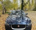 Синий Ягуар XE, объемом двигателя 2 л и пробегом 81 тыс. км за 13000 $, фото 1 на Automoto.ua