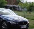 Синий Ягуар XE, объемом двигателя 2 л и пробегом 158 тыс. км за 14000 $, фото 1 на Automoto.ua