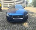 Синий Ягуар XE, объемом двигателя 2 л и пробегом 74 тыс. км за 6400 $, фото 1 на Automoto.ua
