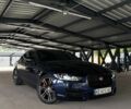 Синий Ягуар XE, объемом двигателя 2 л и пробегом 62 тыс. км за 16000 $, фото 1 на Automoto.ua