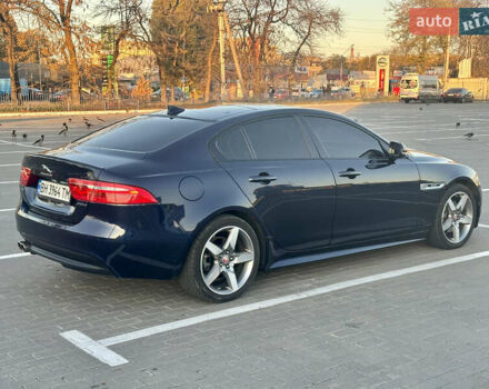Синій Ягуар XE, об'ємом двигуна 2 л та пробігом 100 тис. км за 15200 $, фото 4 на Automoto.ua