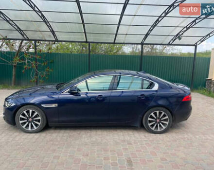 Синий Ягуар XE, объемом двигателя 2 л и пробегом 158 тыс. км за 17000 $, фото 13 на Automoto.ua