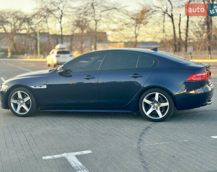 Синій Ягуар XE, об'ємом двигуна 2 л та пробігом 100 тис. км за 15200 $, фото 5 на Automoto.ua