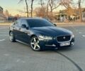 Синий Ягуар XE, объемом двигателя 2 л и пробегом 100 тыс. км за 14490 $, фото 3 на Automoto.ua