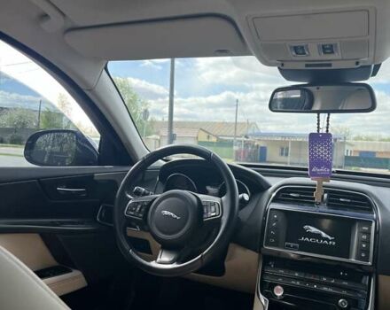 Синий Ягуар XE, объемом двигателя 2 л и пробегом 158 тыс. км за 17000 $, фото 21 на Automoto.ua