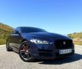 Синий Ягуар XE, объемом двигателя 2 л и пробегом 62 тыс. км за 14999 $, фото 1 на Automoto.ua