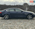 Синий Ягуар XE, объемом двигателя 2 л и пробегом 92 тыс. км за 13500 $, фото 5 на Automoto.ua