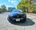 Синий Ягуар XE, объемом двигателя 3 л и пробегом 108 тыс. км за 18000 $, фото 1 на Automoto.ua