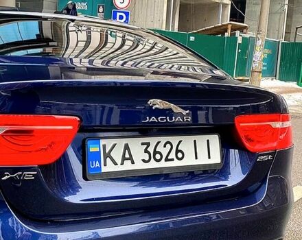 Синій Ягуар XE, об'ємом двигуна 2 л та пробігом 90 тис. км за 16500 $, фото 5 на Automoto.ua