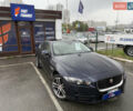 Синий Ягуар XE, объемом двигателя 3 л и пробегом 103 тыс. км за 17990 $, фото 1 на Automoto.ua