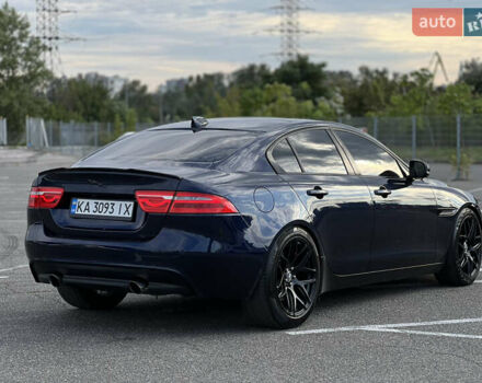 Синий Ягуар XE, объемом двигателя 3 л и пробегом 119 тыс. км за 15900 $, фото 7 на Automoto.ua