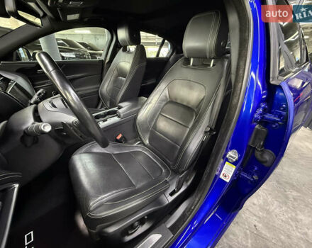 Синій Ягуар XE, об'ємом двигуна 3 л та пробігом 118 тис. км за 24900 $, фото 18 на Automoto.ua