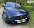 Синий Ягуар XE, объемом двигателя 3 л и пробегом 58 тыс. км за 22000 $, фото 5 на Automoto.ua