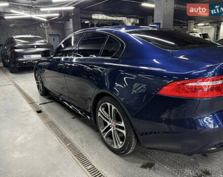 Ягуар XE 2016 у Києві на Automoto.ua Синій Ягуар XE, об'ємом двигуна 3 л та пробігом 75 тис. км за 19000 $, фото 8 на Automoto.ua