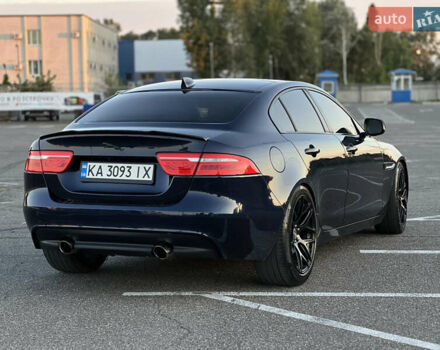 Синий Ягуар XE, объемом двигателя 3 л и пробегом 119 тыс. км за 15900 $, фото 6 на Automoto.ua