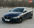 Синий Ягуар XE, объемом двигателя 3 л и пробегом 121 тыс. км за 14000 $, фото 1 на Automoto.ua