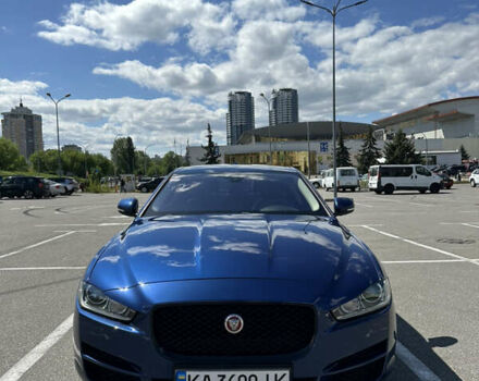 Синий Ягуар XE, объемом двигателя 3 л и пробегом 152 тыс. км за 14000 $, фото 12 на Automoto.ua