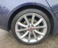 Синий Ягуар XE, объемом двигателя 2 л и пробегом 175 тыс. км за 14490 $, фото 7 на Automoto.ua