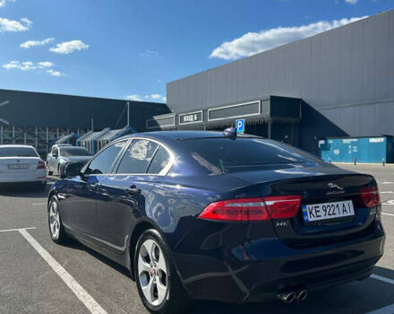 Синий Ягуар XE, объемом двигателя 2 л и пробегом 74 тыс. км за 15900 $, фото 25 на Automoto.ua