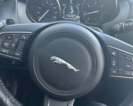 Синій Ягуар XE, об'ємом двигуна 2 л та пробігом 74 тис. км за 14800 $, фото 23 на Automoto.ua