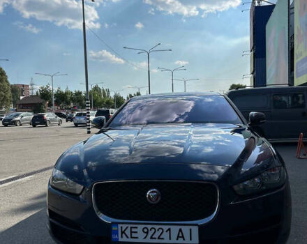 Синий Ягуар XE, объемом двигателя 2 л и пробегом 74 тыс. км за 15900 $, фото 17 на Automoto.ua
