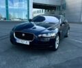 Синій Ягуар XE, об'ємом двигуна 2 л та пробігом 105 тис. км за 12700 $, фото 1 на Automoto.ua
