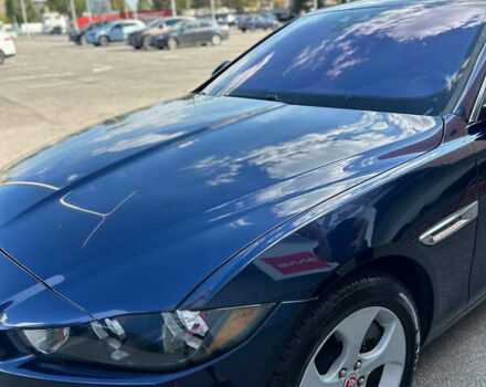 Синий Ягуар XE, объемом двигателя 2 л и пробегом 74 тыс. км за 15900 $, фото 9 на Automoto.ua