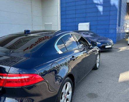 Синий Ягуар XE, объемом двигателя 2 л и пробегом 74 тыс. км за 15900 $, фото 13 на Automoto.ua