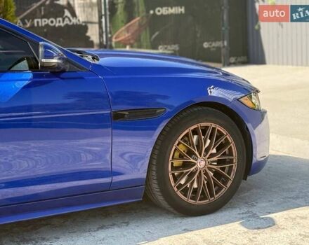 Синий Ягуар XE, объемом двигателя 2 л и пробегом 137 тыс. км за 14900 $, фото 7 на Automoto.ua