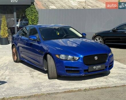 Синий Ягуар XE, объемом двигателя 2 л и пробегом 137 тыс. км за 14900 $, фото 3 на Automoto.ua