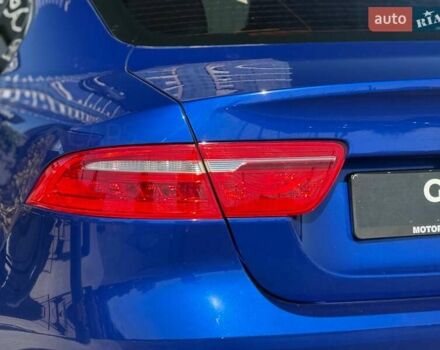 Синий Ягуар XE, объемом двигателя 2 л и пробегом 137 тыс. км за 14900 $, фото 13 на Automoto.ua