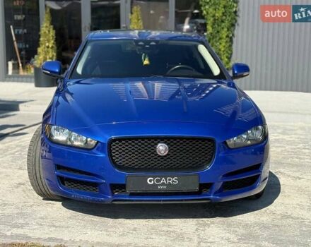 Синий Ягуар XE, объемом двигателя 2 л и пробегом 137 тыс. км за 14900 $, фото 2 на Automoto.ua
