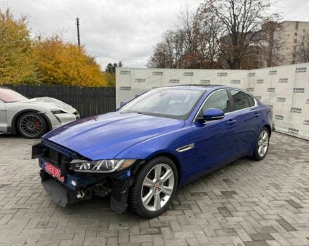 Синий Ягуар XE, объемом двигателя 2 л и пробегом 174 тыс. км за 9600 $, фото 1 на Automoto.ua