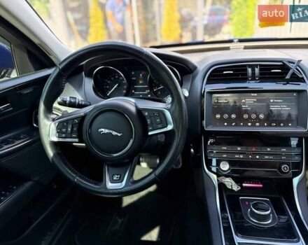 Синий Ягуар XE, объемом двигателя 2 л и пробегом 137 тыс. км за 14900 $, фото 17 на Automoto.ua