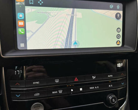 Синий Ягуар XE, объемом двигателя 2 л и пробегом 137 тыс. км за 15999 $, фото 20 на Automoto.ua