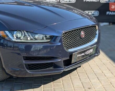 Синий Ягуар XE, объемом двигателя 2 л и пробегом 74 тыс. км за 18600 $, фото 7 на Automoto.ua
