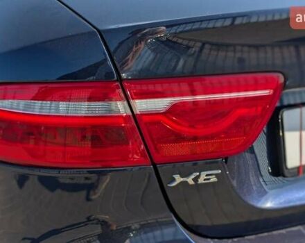 Синий Ягуар XE, объемом двигателя 2 л и пробегом 74 тыс. км за 18600 $, фото 18 на Automoto.ua