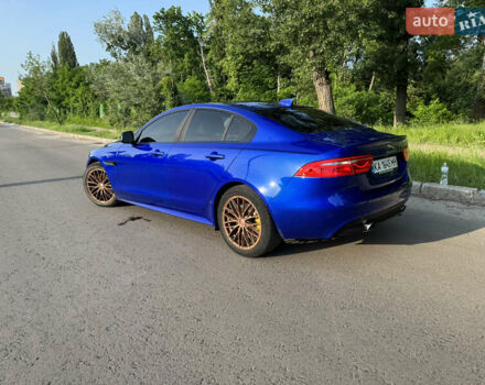 Синий Ягуар XE, объемом двигателя 2 л и пробегом 137 тыс. км за 15999 $, фото 10 на Automoto.ua