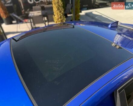 Синий Ягуар XE, объемом двигателя 2 л и пробегом 137 тыс. км за 14900 $, фото 4 на Automoto.ua