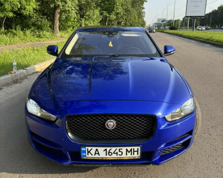 Синий Ягуар XE, объемом двигателя 2 л и пробегом 137 тыс. км за 15999 $, фото 2 на Automoto.ua