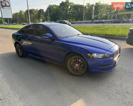 Синий Ягуар XE, объемом двигателя 2 л и пробегом 137 тыс. км за 15999 $, фото 5 на Automoto.ua
