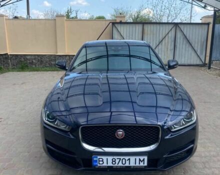 Синий Ягуар XE, объемом двигателя 2 л и пробегом 158 тыс. км за 17000 $, фото 1 на Automoto.ua