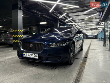 Ягуар XE 2016 в Киеве на Automoto.ua Синий Ягуар XE, объемом двигателя 3 л и пробегом 75 тыс. км за 19000 $, фото 1 на Automoto.ua