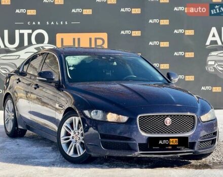 Синий Ягуар XE, объемом двигателя 2 л и пробегом 278 тыс. км за 10900 $, фото 1 на Automoto.ua