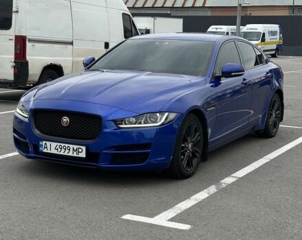 Синій Ягуар XE, об'ємом двигуна 2 л та пробігом 70 тис. км за 15000 $, фото 1 на Automoto.ua