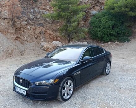 Синій Ягуар XE, об'ємом двигуна 2 л та пробігом 130 тис. км за 8954 $, фото 1 на Automoto.ua