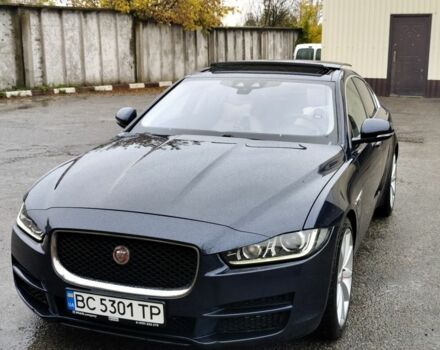 Синій Ягуар XE, об'ємом двигуна 2 л та пробігом 175 тис. км за 14455 $, фото 1 на Automoto.ua