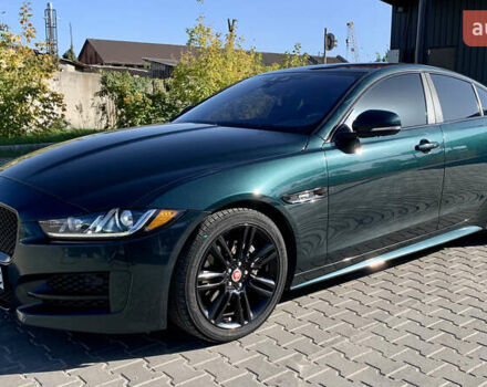 Зеленый Ягуар XE, объемом двигателя 2 л и пробегом 169 тыс. км за 17999 $, фото 1 на Automoto.ua